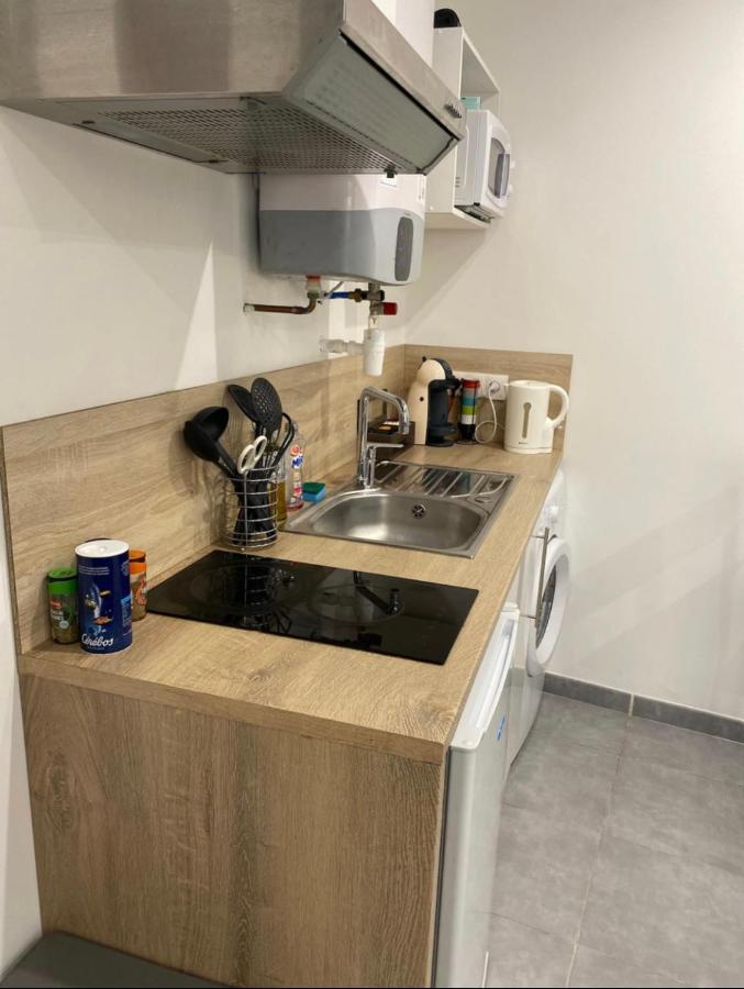 Studio 23M2 Moderne Hypercentre - Arenes A 2 Min Nîmes Exteriör bild