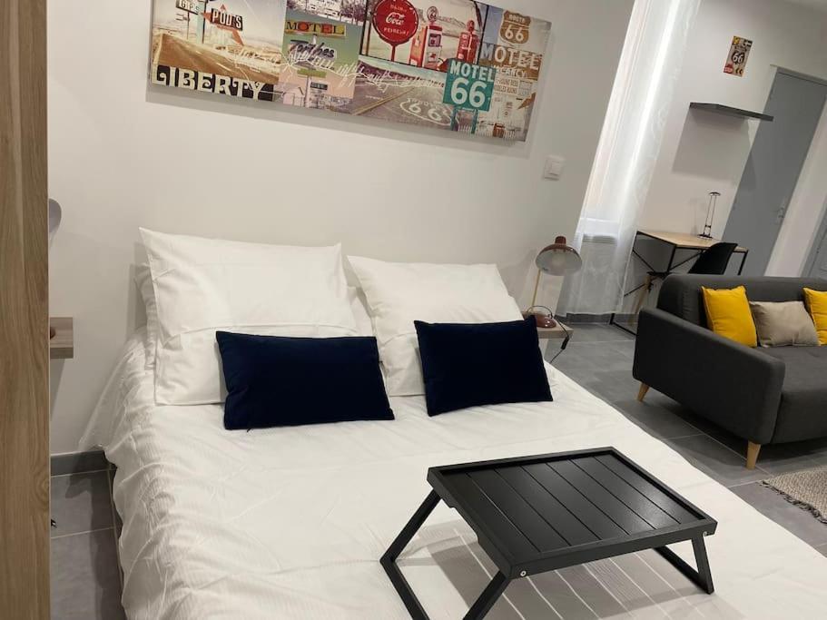 Studio 23M2 Moderne Hypercentre - Arenes A 2 Min Nîmes Exteriör bild